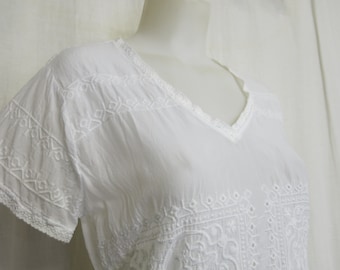 Johnny Was Peasant Blouse Rayon Eyelet Blouse White Tunic Blouse Small