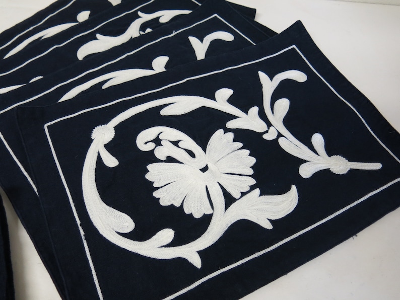 French Style Placemats Crewel Placemat Set With Napkins Etsy