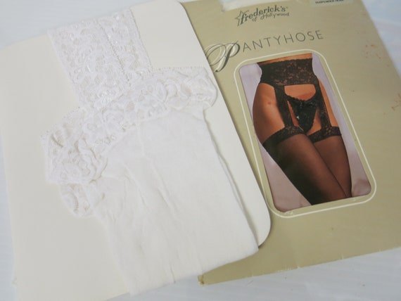 WHITE Garter Belt Frederick's of Hollywood Garter… - image 2