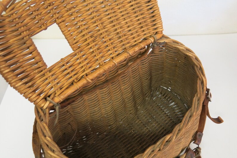 Antique Creel Basket Fishing Basket Fishing Collectible Old Etsy