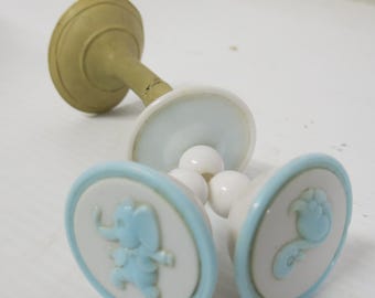 ヴィンテージセルロイドと木製のピンクのラトル - Etsy 日本