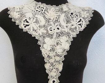 ベルギー製 レース額装 ヴィンテージ 壁掛け インテリア 楕円フレーム ヴィンテージフレーム入りベルギーレース 楕円形壁掛け ペア - Etsy 日本