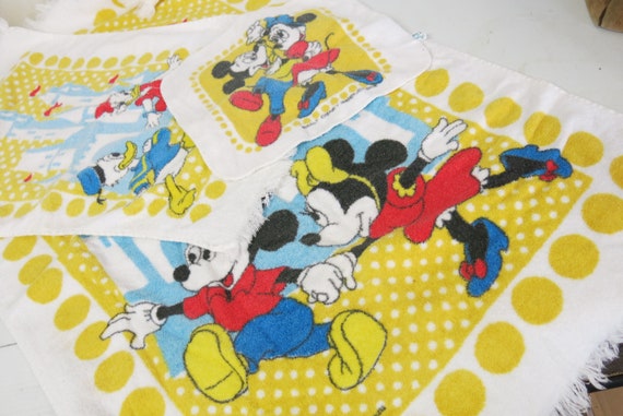 Mickey Mouse Bath Towel Set Bath Hand and Washcloth Disney Wamsutta 