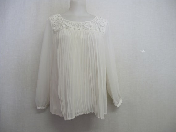 White Lace Blouse Pleated Ivory Georgette Blouse … - image 3