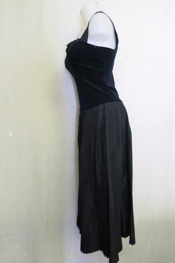 Lanz Dress Black Taffeta and Velvet Party Dress - image 7