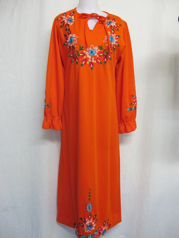 Mexican Embroidered Dress Peasant Dress Embroidery