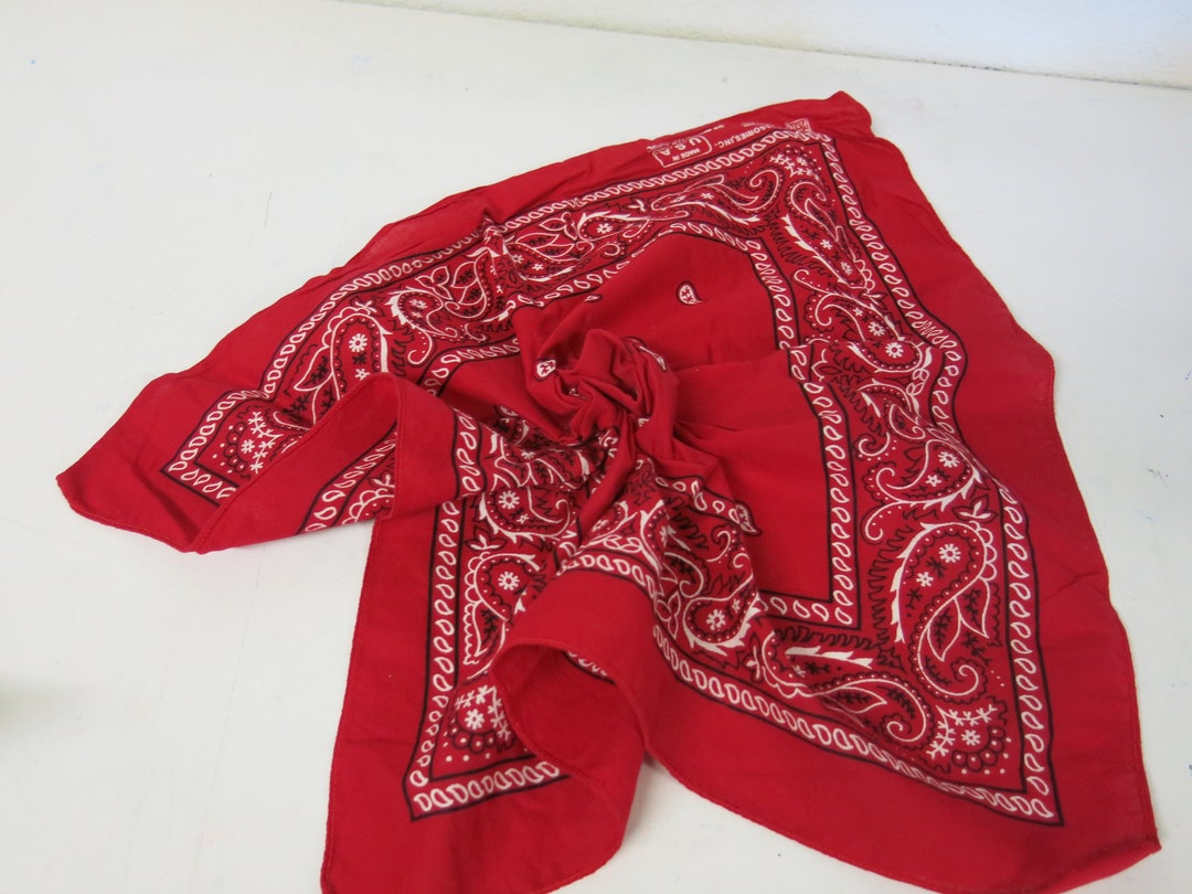 ▪️40’s【COWBOY】 VINTAGE BANDANA Vintage Bandana, 1940s Bandana, Cowboy Bandana, Cowboy Scarf