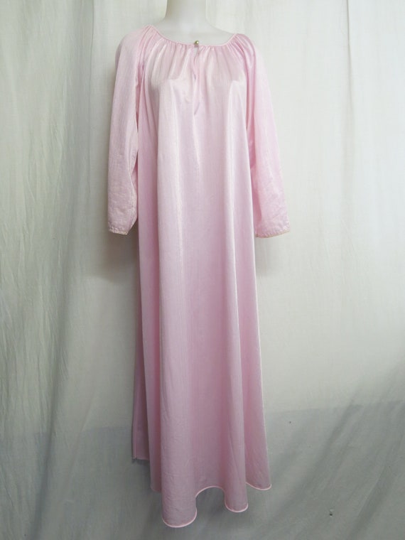 Pink Nylon Nightgown 1970s Nightgown Plus Size Ni… - image 3