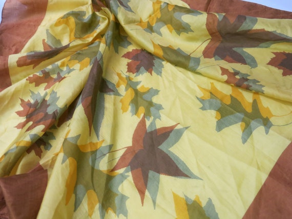 Rare Vera Neumann Silk Scarf Big Flowers Head Wra… - image 1