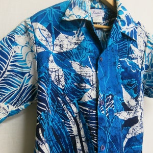 Hawaiian Barkcloth Shirt Vintage Diane&#39;s Honolulu Made in Hawaii Medium 1960&#39;s