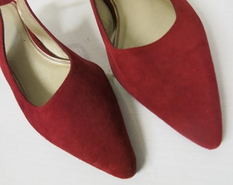 dark red kitten heels