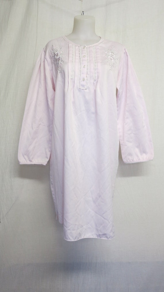 Old Fashioned Nightgown Long Sleeve Satin Nightgow