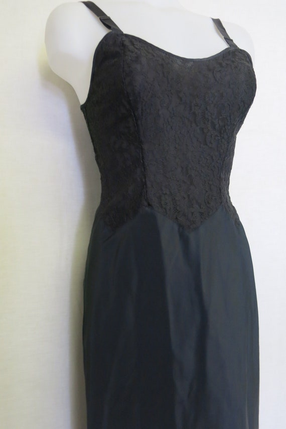 Vintage BARBIZON Taffeta Slip Pin up Slip Black Sl