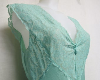 Midcentury Nylon Nightgown AQUA Stretch Lace Nightgown Full Skirt Glydon