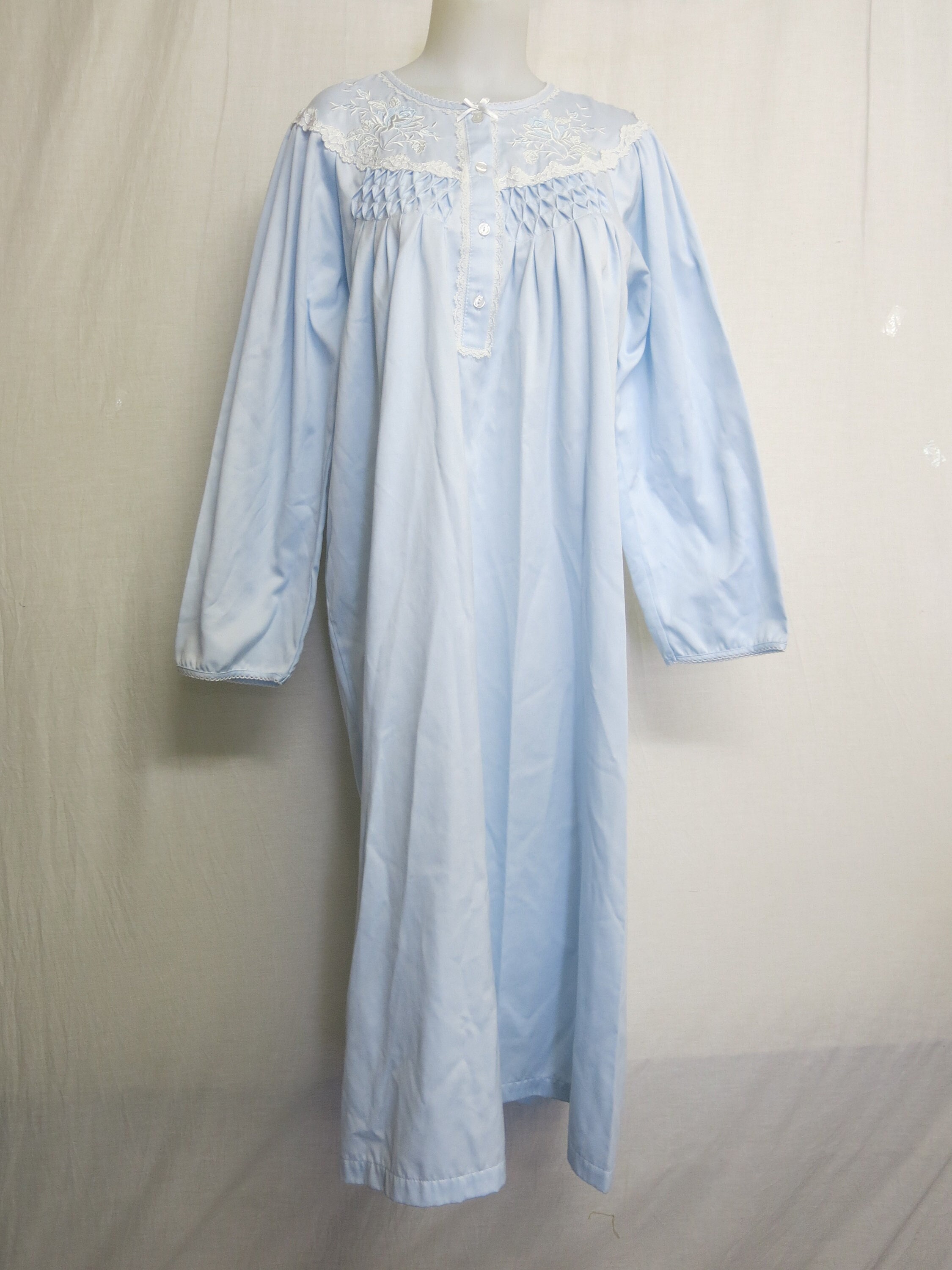 Barbizon nightgowns hotsell