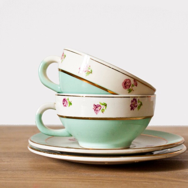 Set of 2 beautiful french coffee cups and saucers Moulin des Loups - Mint, gold and pink flowers porcelain - Shabby Chic