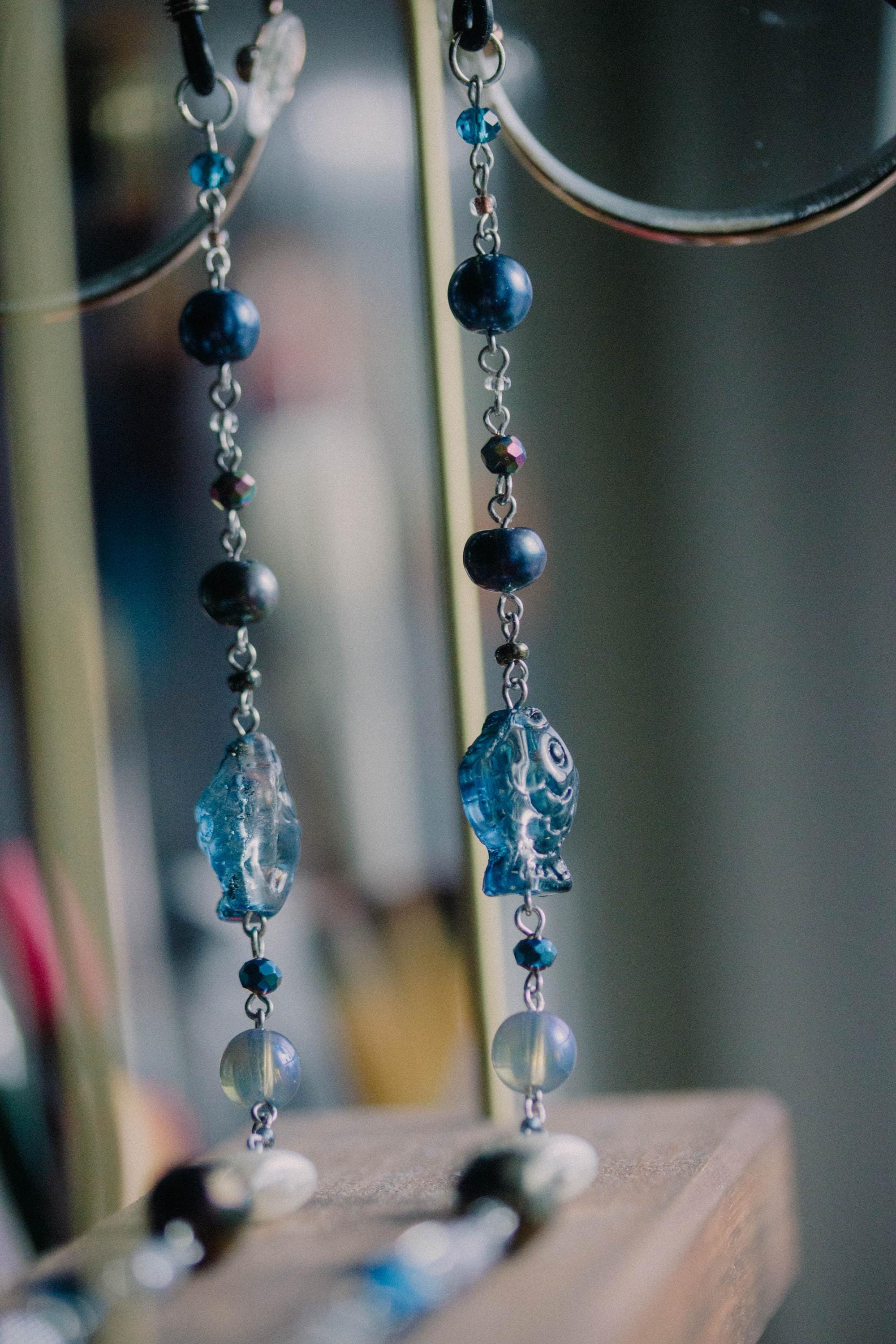 deep sea glasses chain | abyssal aquatic jewelry | navy and silver | shell inspired eyewear