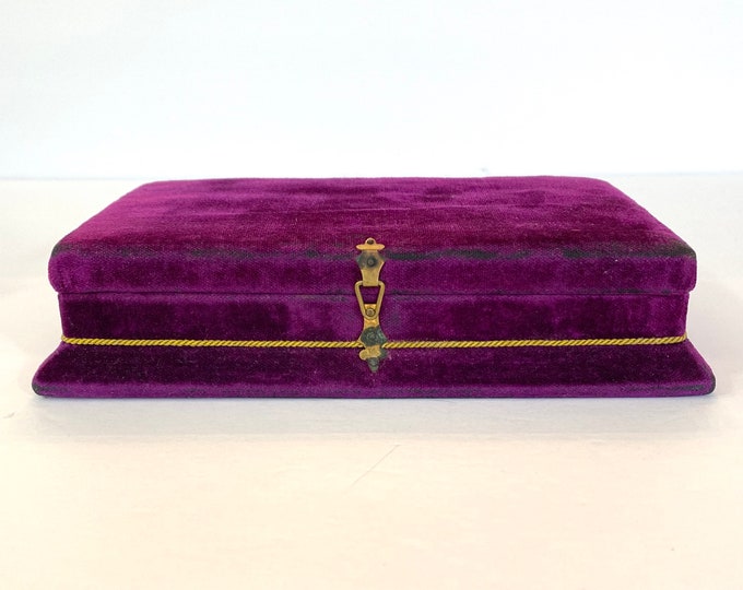 Antique Victorian Velvet Jewelry Box Vintage Necklace or Ring Box