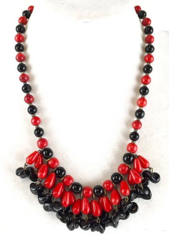 Vintage Art Deco Necklace Red & Black Art Glass F… - image 6