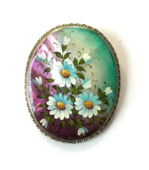 Vintage Hand Painted Flower Brooch Mother of Pearl