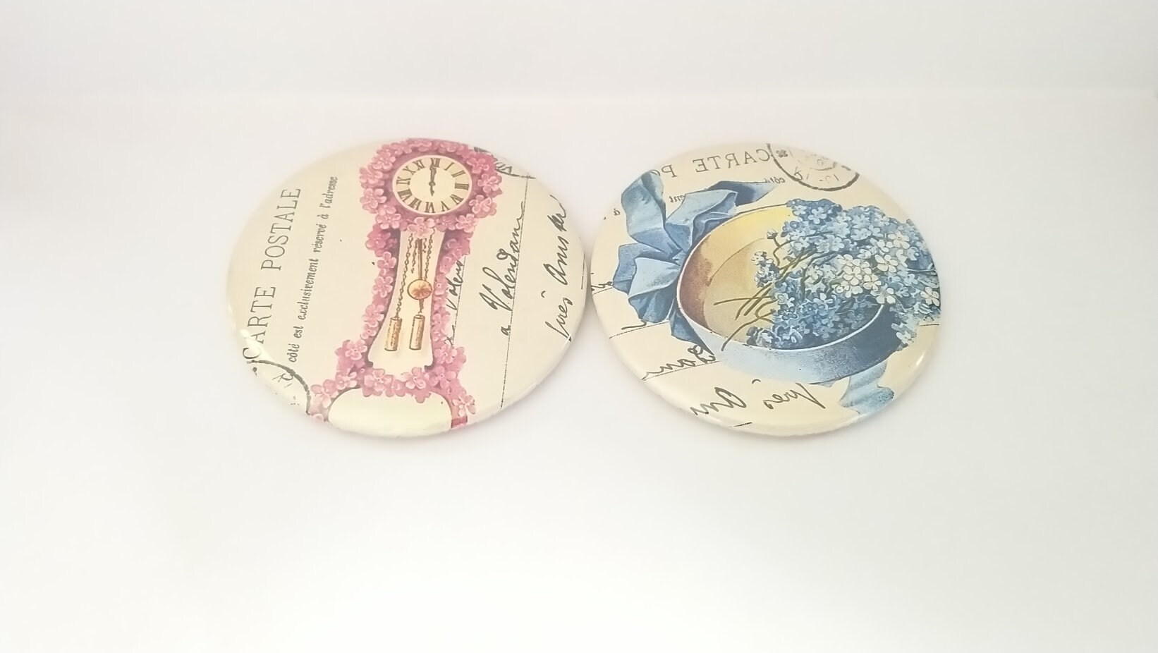 Lot 2 Magnets 56mm Vintage Rétro Fleurs