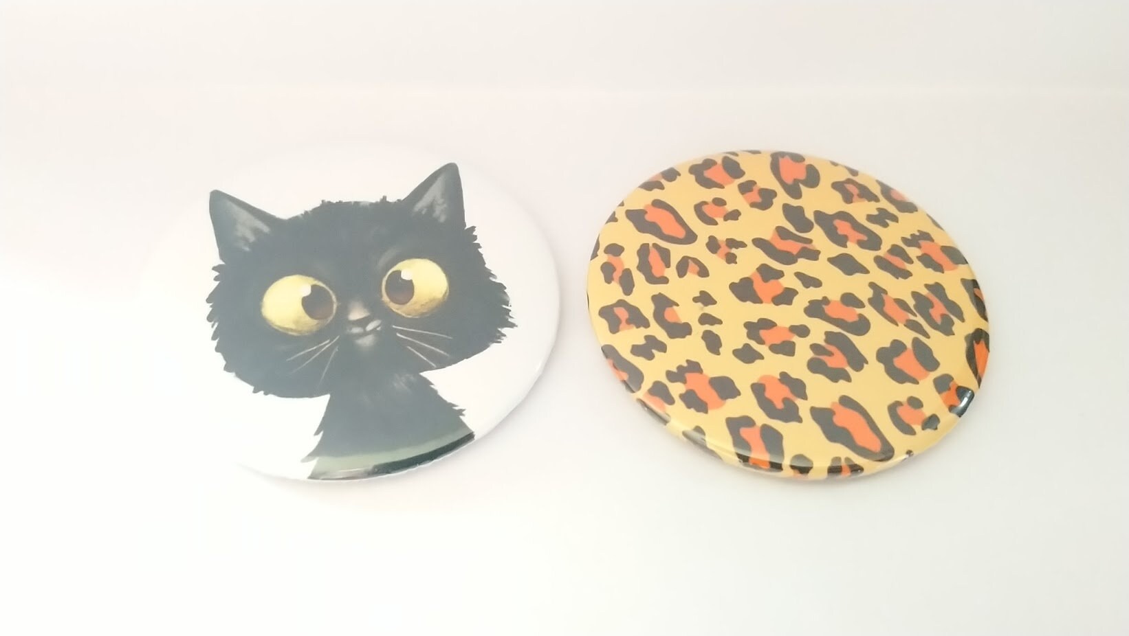 Lot 2 Magnets 56mm Chat