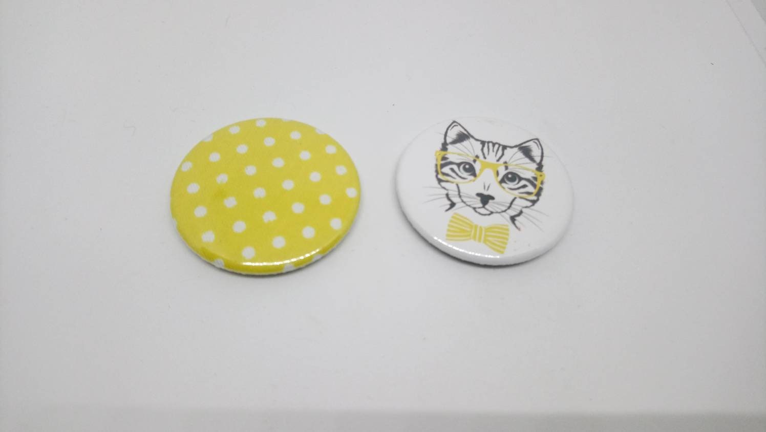 Lot 2 Magnets 37mm Chat Ton Jaune
