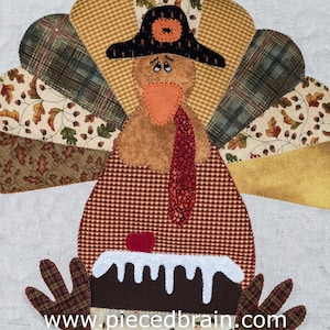Applique Quilt Pattern Thanksgiving Machine Applique' Turkey and Cake Dowloadable PDF Primitive Pilgrims Holidays