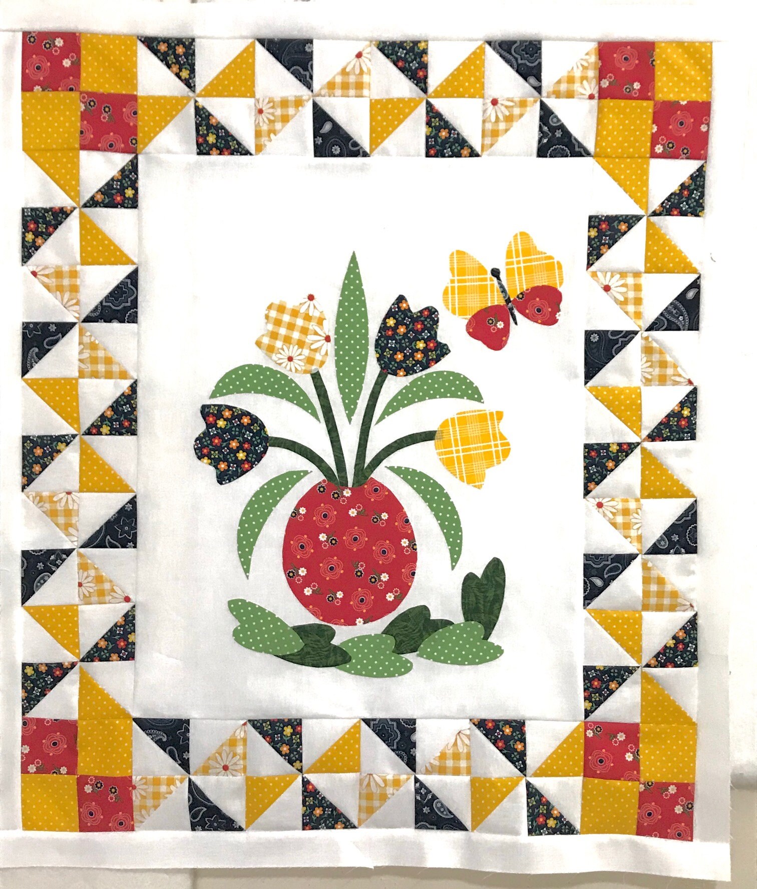 Applique Quilt Pattern Modern Wall Hanging Grace Flowers Vase Butterfly