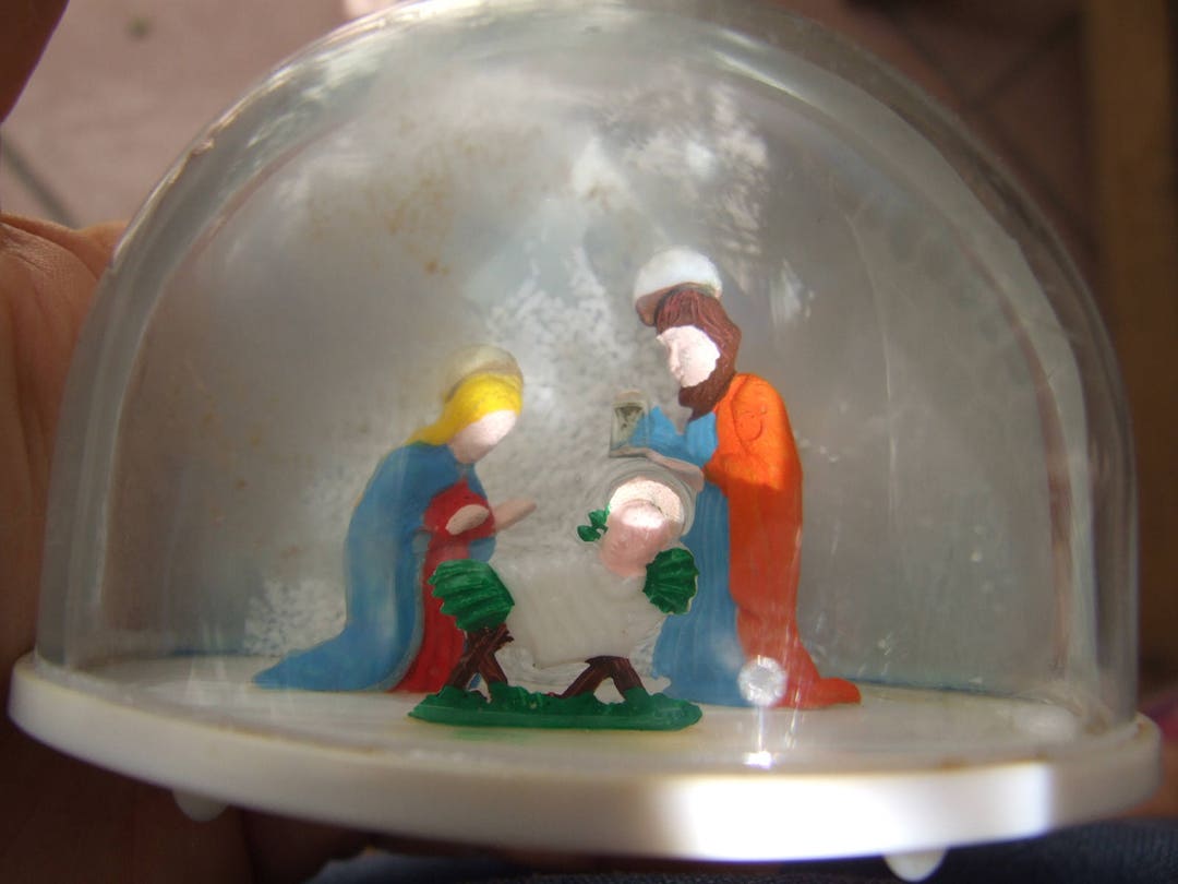 Grande Boule à Neige Père Noël 8cm - Snowdome Décoration Noël Avec Tourbillon De Neige - Cadeau Saint-Nicolas Avent