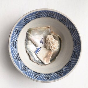Vintage 80s pottery medium size bowl blue studio pottery sgraffito pottery, coastal style ceramic bowl