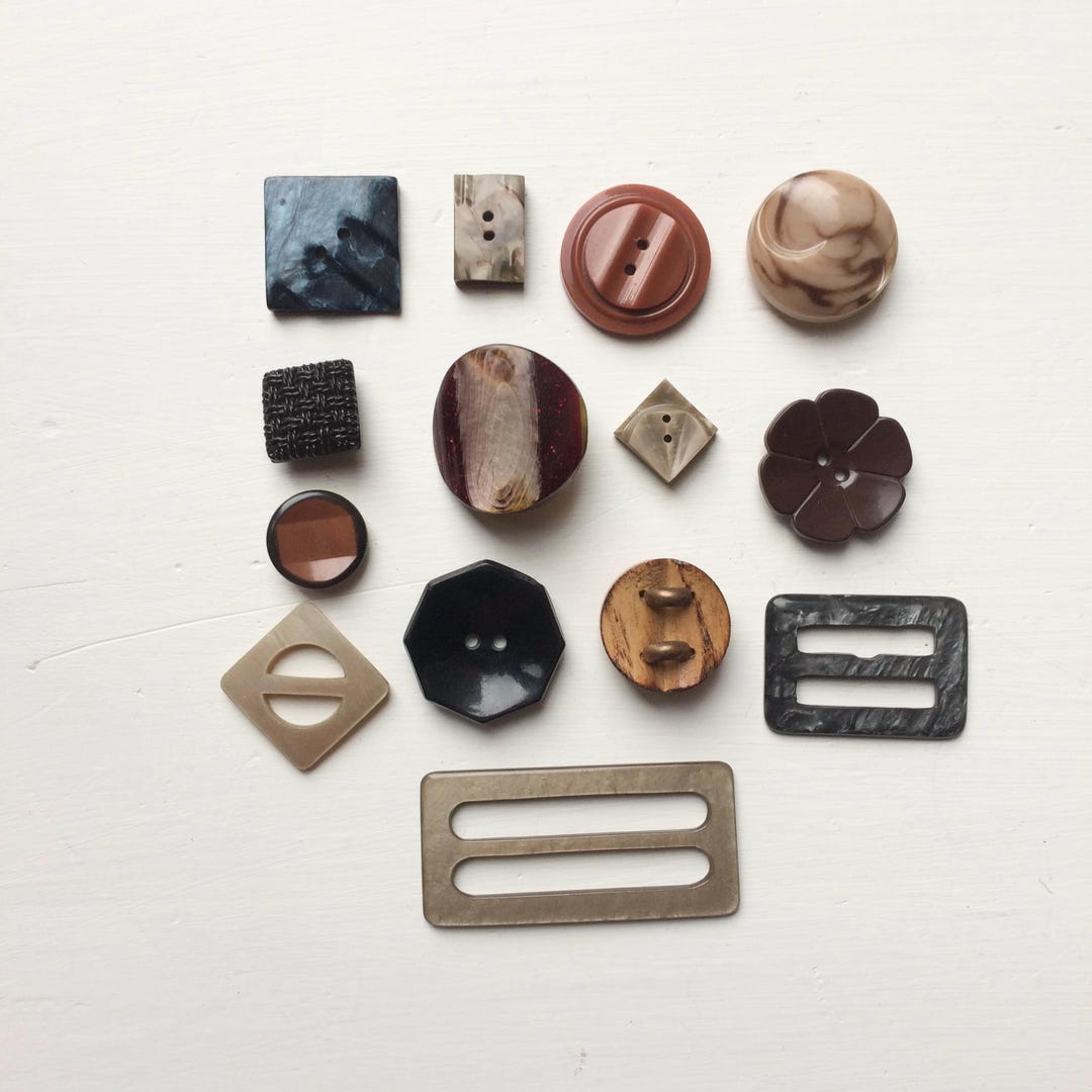 Vintage Art Deco & 40s Era Buttons, Square Carved Celluloid Buttons - Etsy