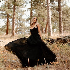 long black dress for photoshoot Long dress photoshoot ideas birthday