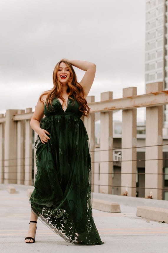 Green Lana | RENTAL DRESS | Engagement | Photography | Fashion | Maternity | Photoshoot | Family | Tulle | Floral | Sizes M-XL