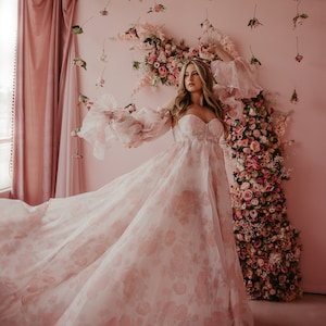 Pink Primrose | RENTAL DRESS | Maternity | Engagement | Photography | Floral | Corset Back | Puffy Sleeves | Sizes 0-12