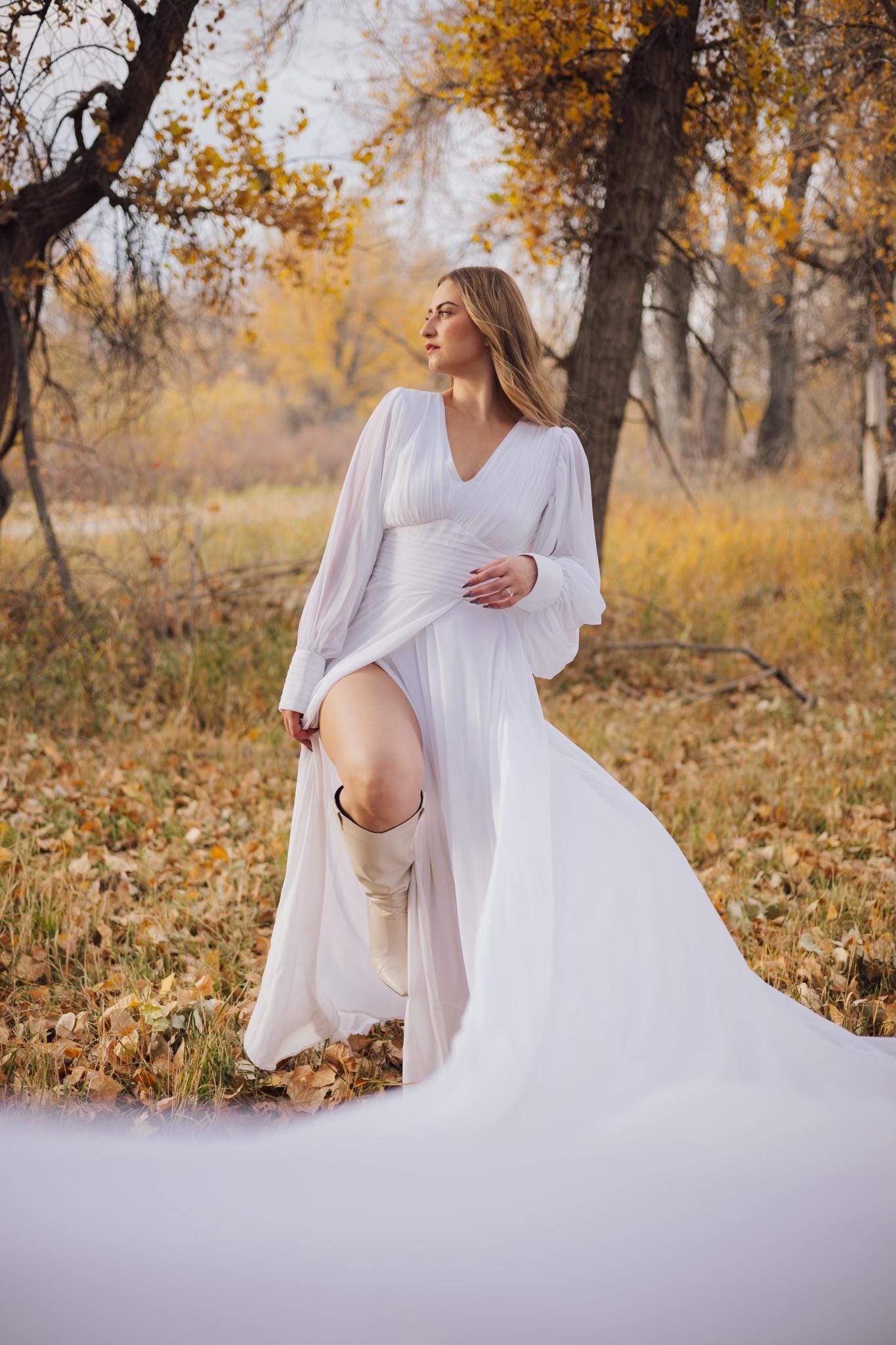 White Gown RENTAL | Long Train, Puffy Sleeves, Corset Back (Sizes 4-16) White Gown RENTAL | Long Train, Puffy Sleeves, Corset Back (Sizes 4-16)