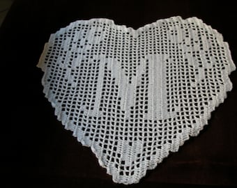 Pattern crochet doily  monogram heart letter &quot;M&quot;