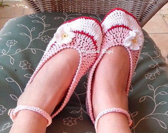 Women's slippers Pattern crochet, shoes with Daisy (Size Adults) PDF  - Crochet Pattern 3 sizes adults - Instant download pdf