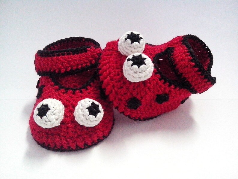 Crochet Pattern Baby Shoes Ladybug Crochet Booties Slippers Crochet Shoes Size 0-12 months Instant Download. Baby crochet pattern image 3