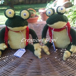 CROCHET PATTERN - Osvaldo the frog - Pattern 14 - Amigurumi - English pattern PDF