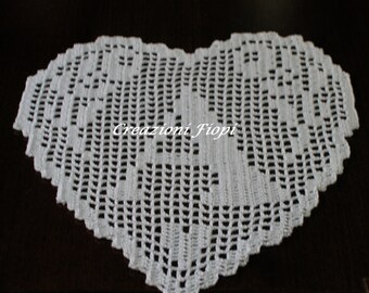 PATTERN CROCHET MONOGRAM  Heart  word "A". Pdf Crochet doily