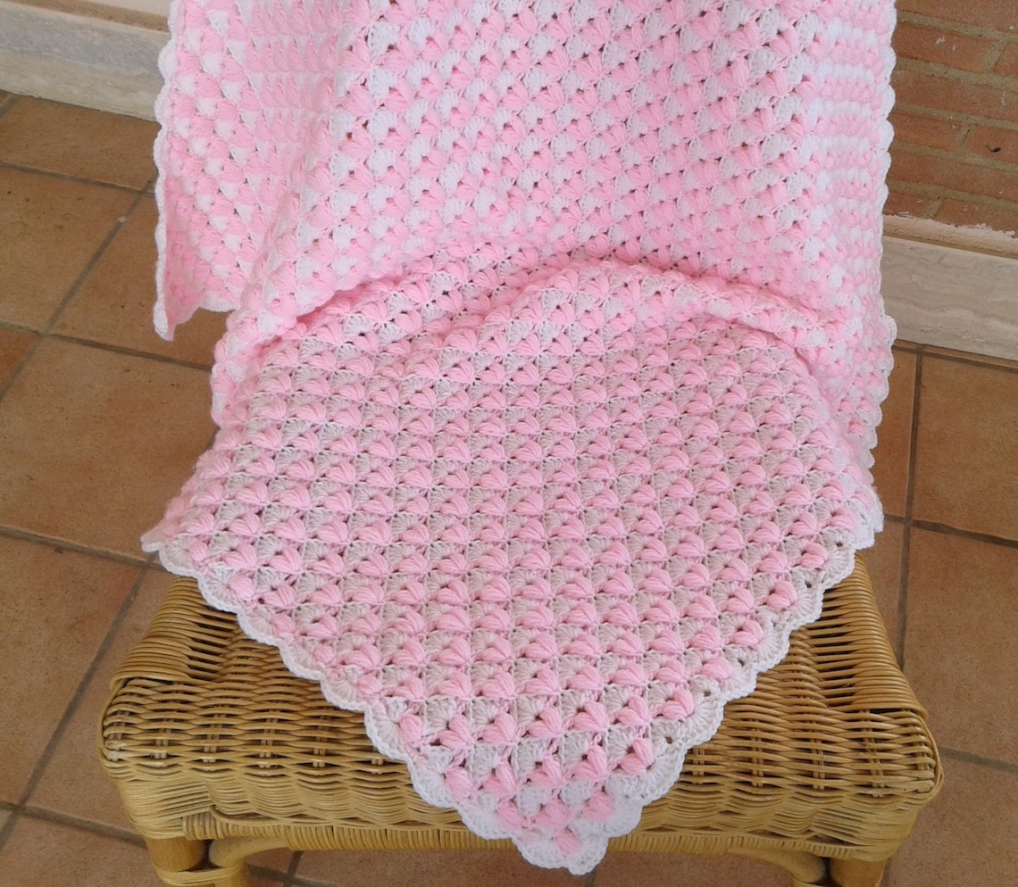 Puffy Baby Blanket Pattern, Crochet PATTERN 818, Baby Blanket Pattern