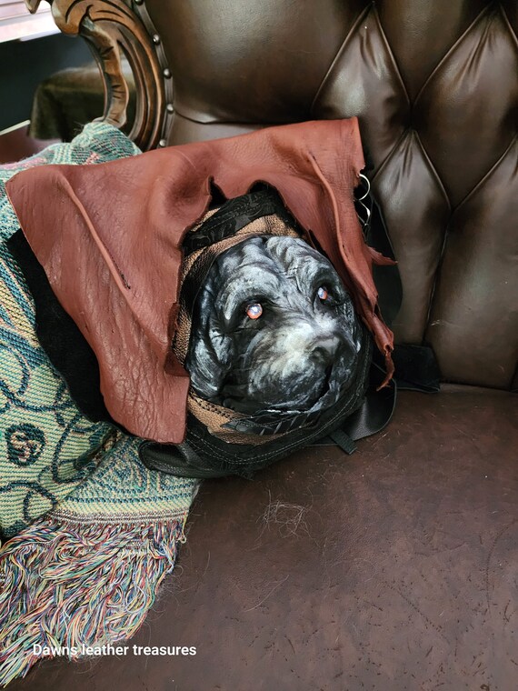レディース 犬 個性的 レザー ブランド カバン 未使用に近い 