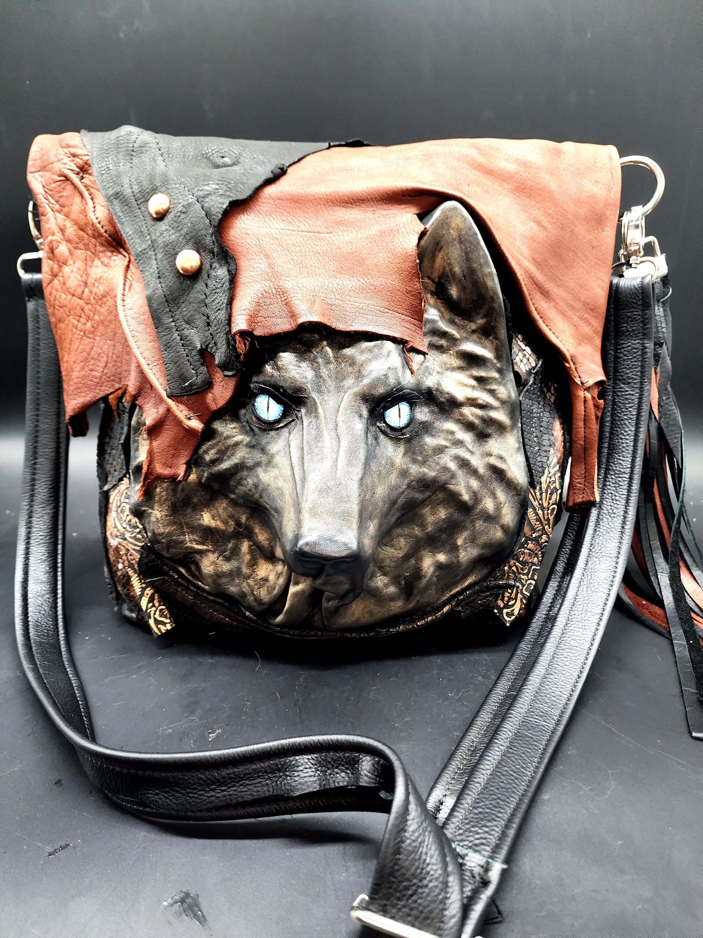 All Leather Unisex Backpack / Shoulder Bag Unisex Wolf - Etsy display picture 1