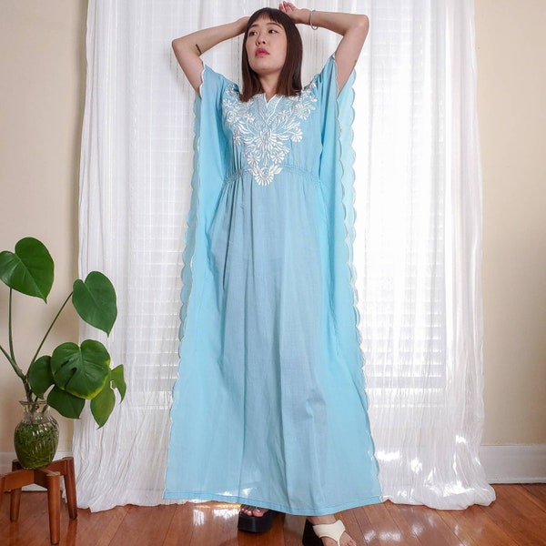 Vintage Sky Embroidered Kaftan (S-L)