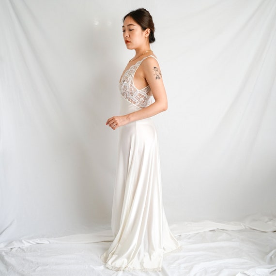 Vintage Lace Peignoir Slip