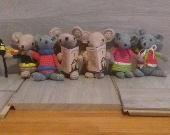 Mouse Christmas choir/ crochet mice/ christmas choir/ christmas gifts/ christmas tree ornaments/ christmas decorations/ cute christmas