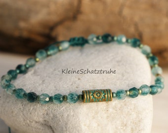 Delicate friendship bracelet jade green bronze