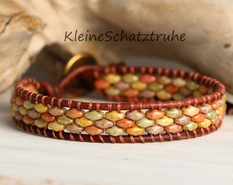 Bracelet cuir marron noué avec des perles Super Duo - couleurs automnales