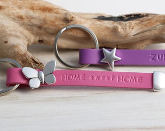 Porte-clés en cuir avec TEXTE DÉSIRÉ, rose ou violet